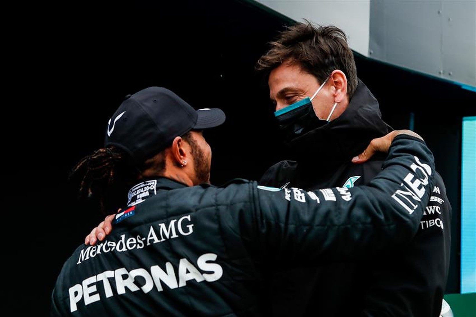Lewis Hamilton and Toto Wolff on 2021 Mercedes contract negotiations - Formula1News.co.uk