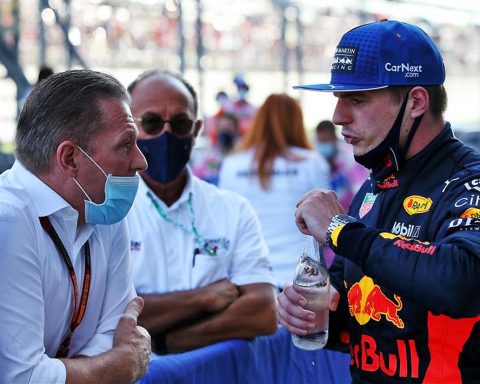 Max Verstappen and Jos Verstappen turned down Mercedes - Formula1News.co.uk