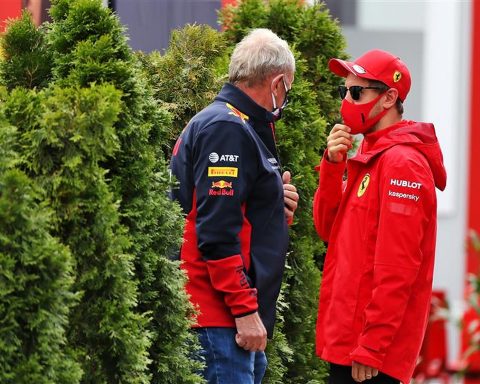 Sebastian Vettel and Aston Martin Red Bull advisor Helmut Marko - Formula1News.co.uk