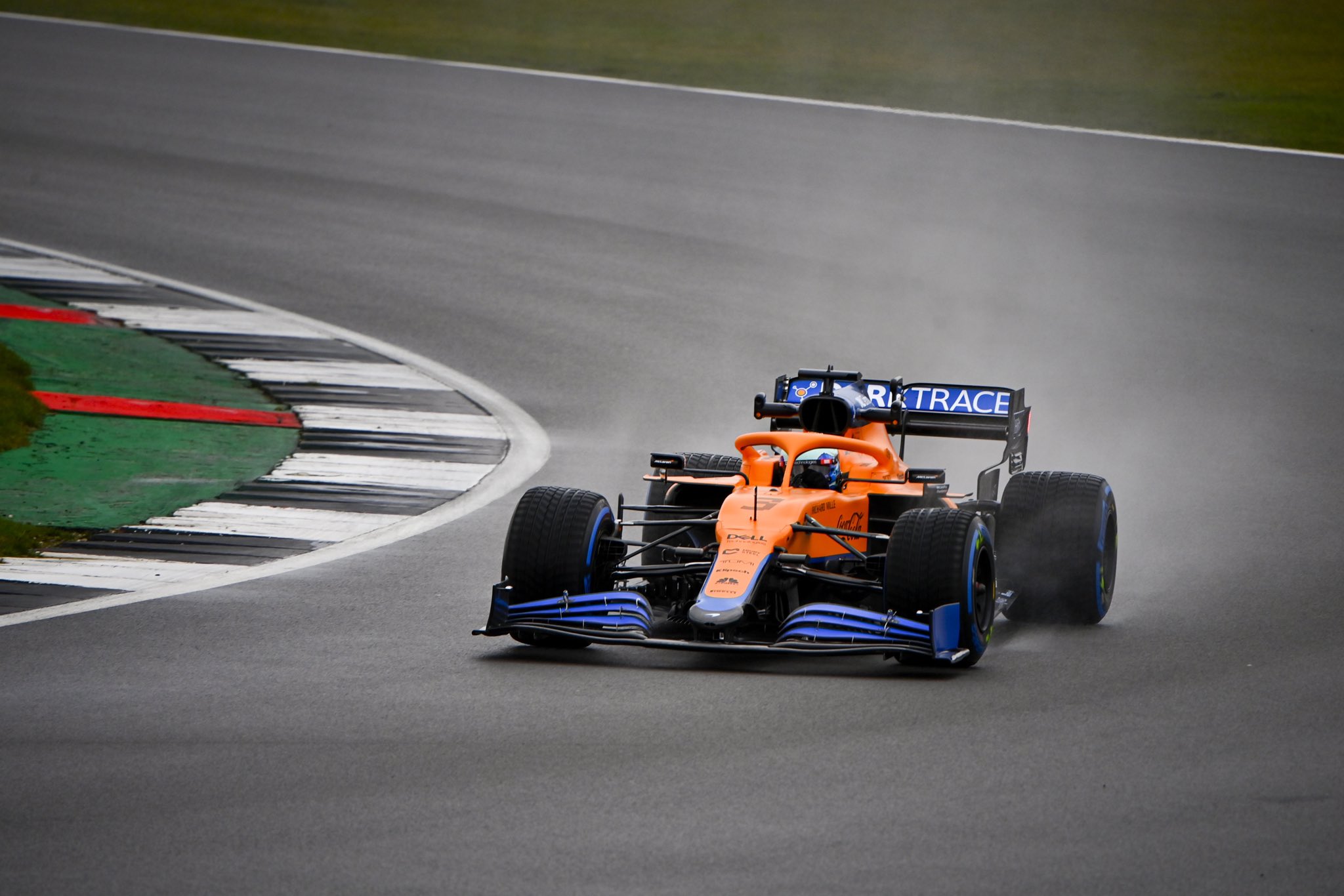 Daniel Ricciardo drives McLaren 2021 - Formula1News.co.uk