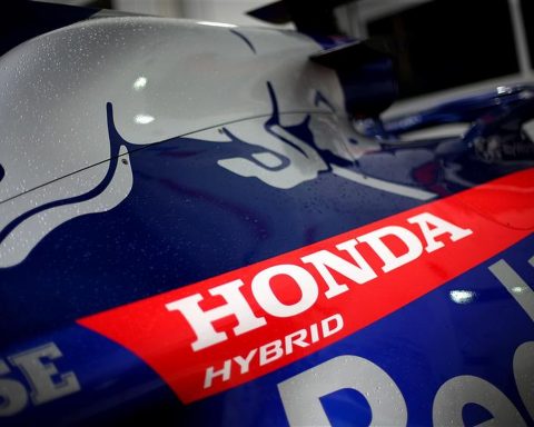 F1 agrees engine freeze for 2022, Honda and Red Bull partnership - Formula1News.co.uk