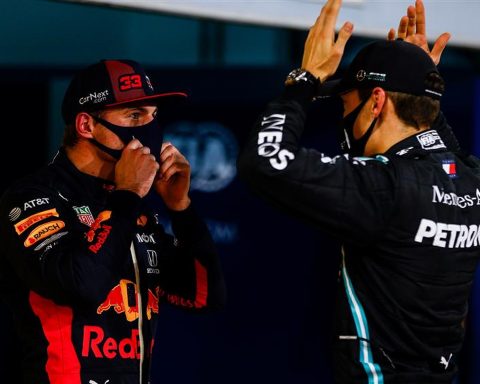 Max Verstappen and George Russell at Mercedes in 2022 - Formula1News.co.uk