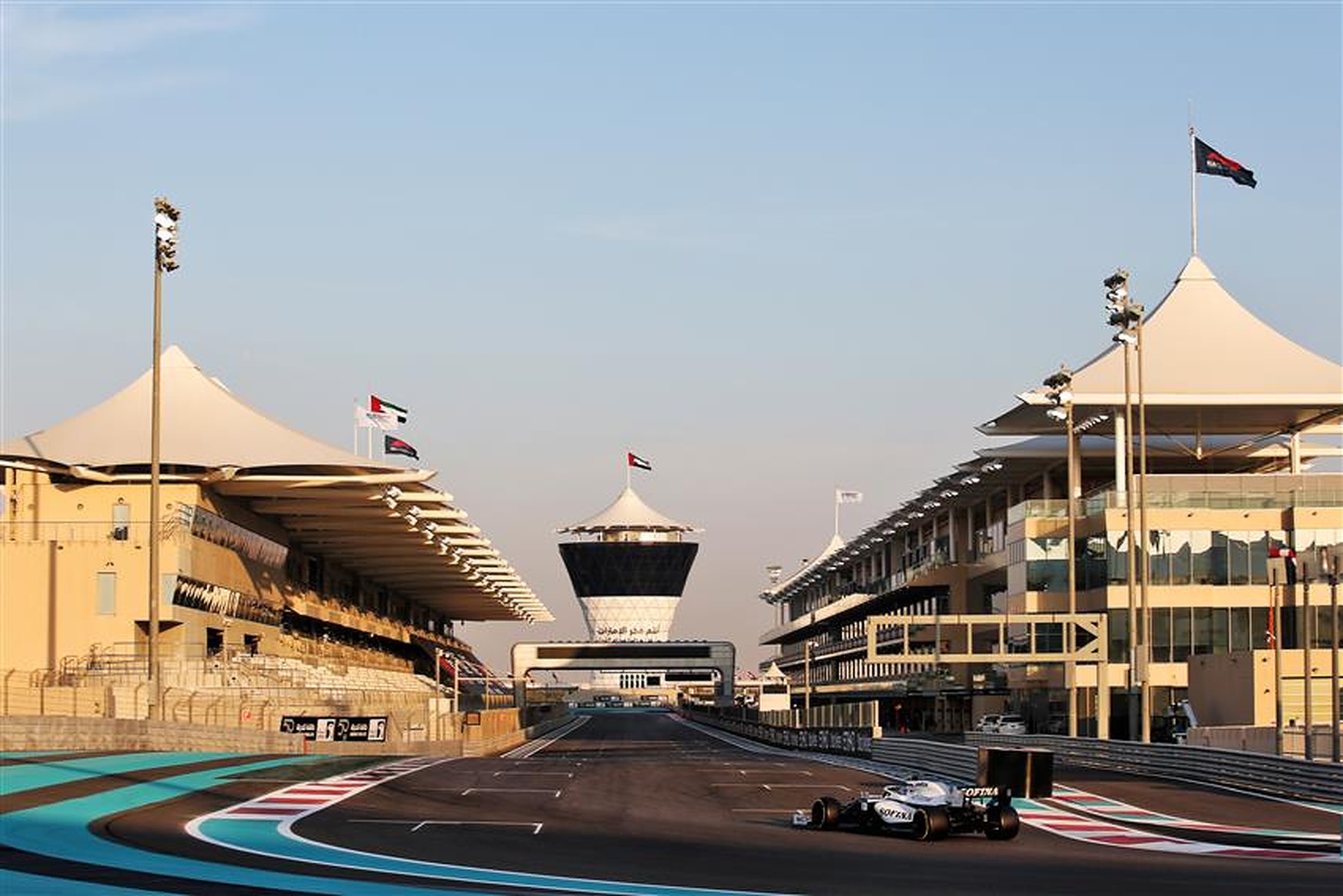 F1 fans want to race in Dubai, not Abu Dhabi - Formula1News.co.uk