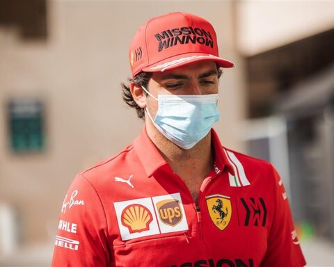 Carlos Sainz gives Ferrari contract update.v1