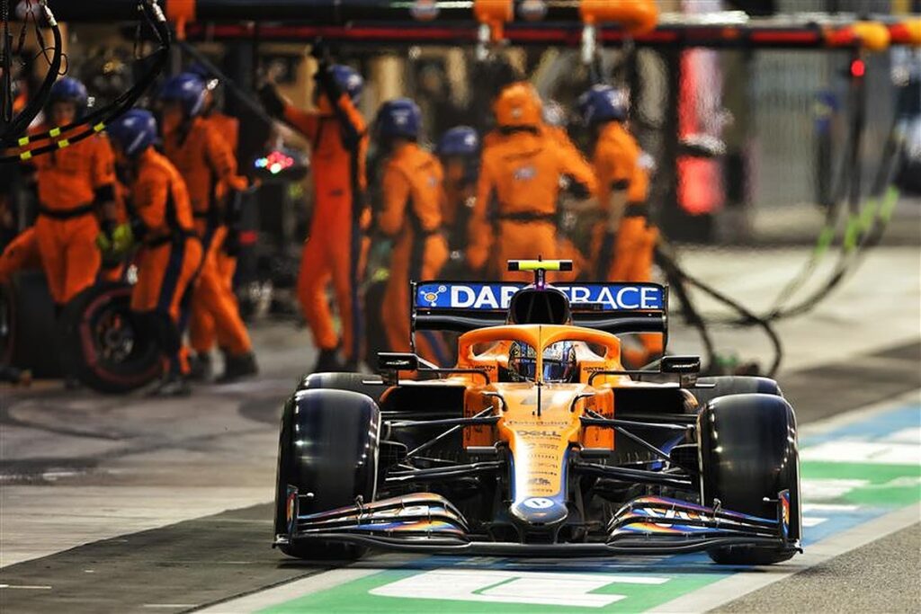 McLaren driver Lando Norris in Abu Dhabi 2021.v1