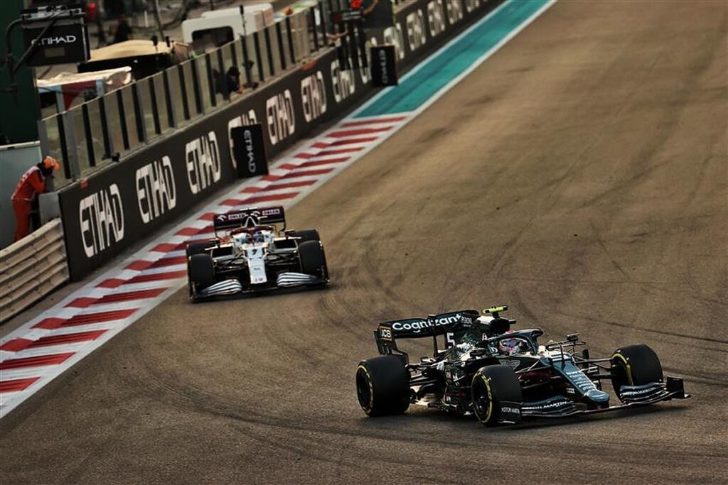 Sebastian Vettel in the 2021 Abu Dhabi gp.v1