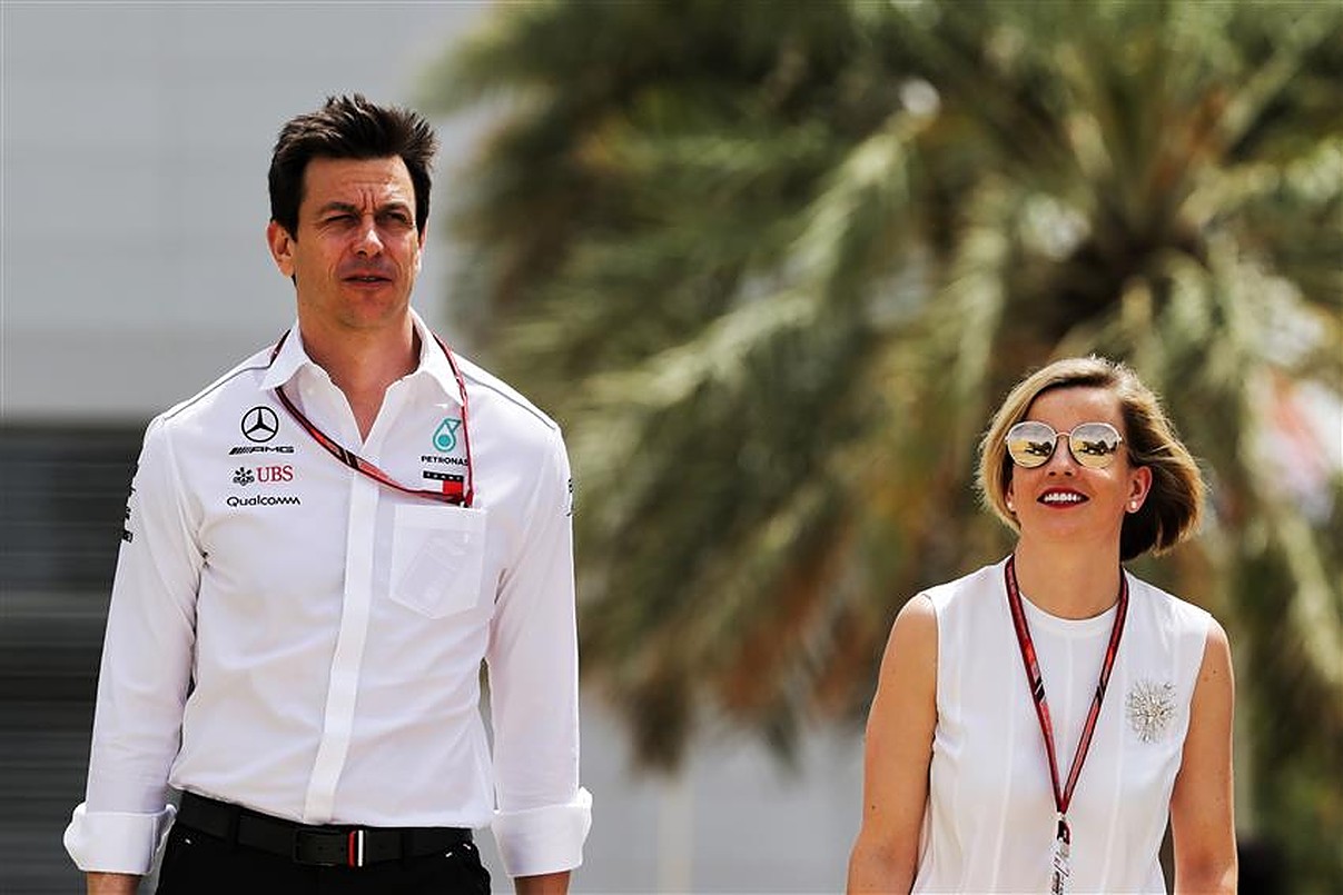 Toto Wolff and Susie Wolff in the F1 paddock.v1