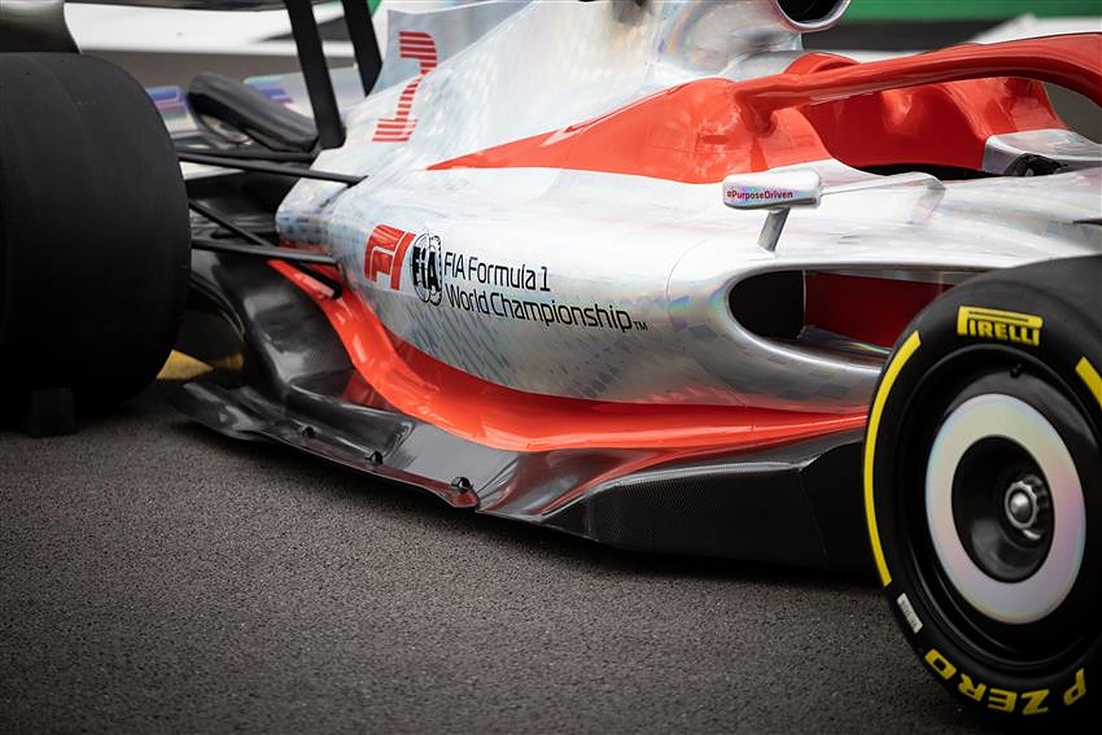 2022 Formula 1 car on display at Silverstone.v1