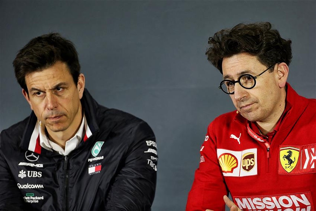 Ferrari F1 boss Mattia Binotto and Mercedes F1 boss Toto Wolff.v1