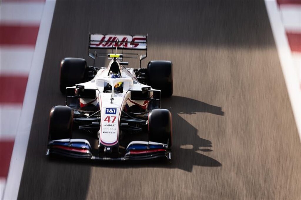 Haas F1 driver Mick Schumacher in Abu Dhabi 2021.v1