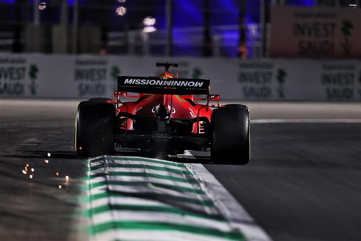 Mattia Binotto promises strong 2022 F1 engine for Ferrari.v1