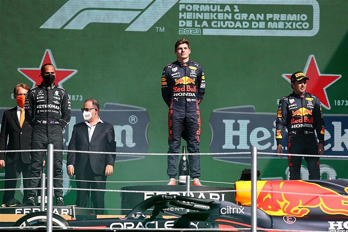 Max Verstappen, Lewis Hamilton and Sergio Perez at 2021 Mexico GP.v1