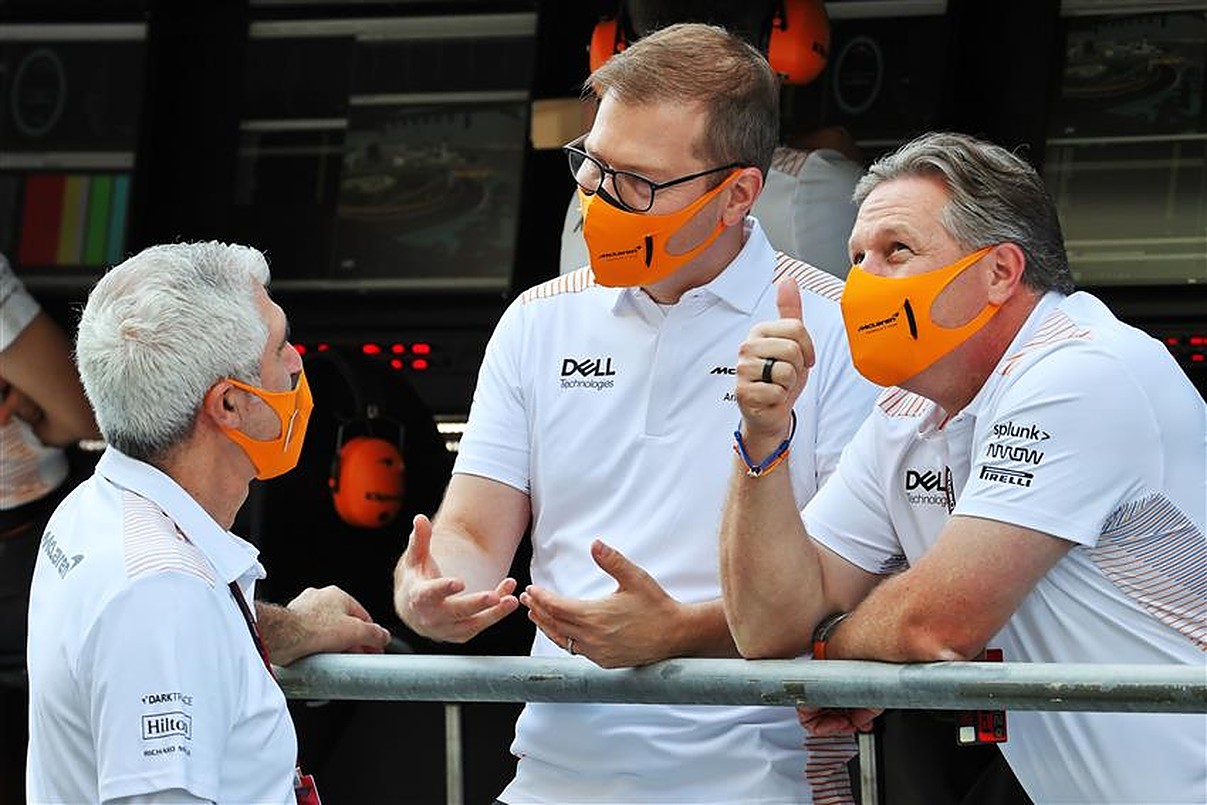 McLaren CEO Zak Brown warns could be no sprint races in 2022.v1