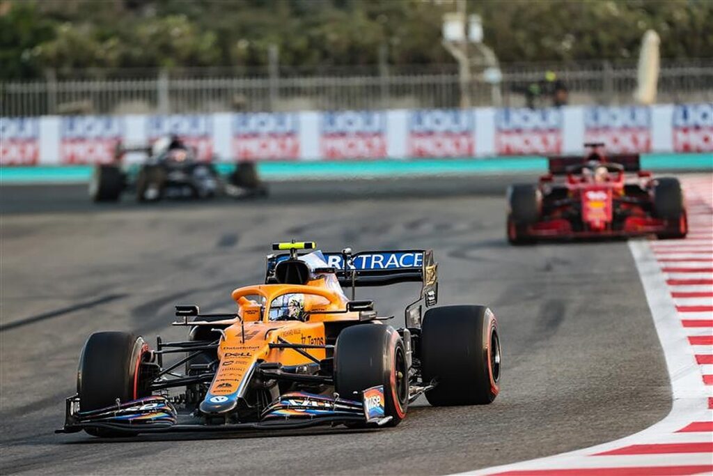 McLaren driver Lando Norris racing in the 2021 Abu Dhabi GP.v1
