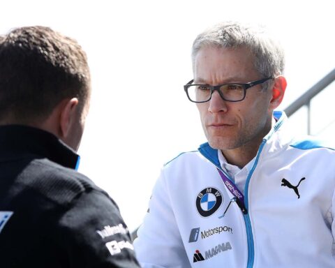 Mike Crack appointed Aston Martin F1 team principal.v1