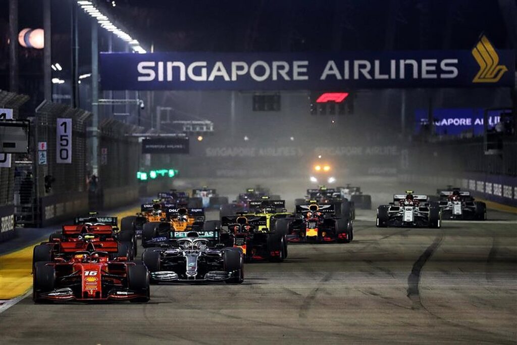 Start of F1 Singapore GP.v1