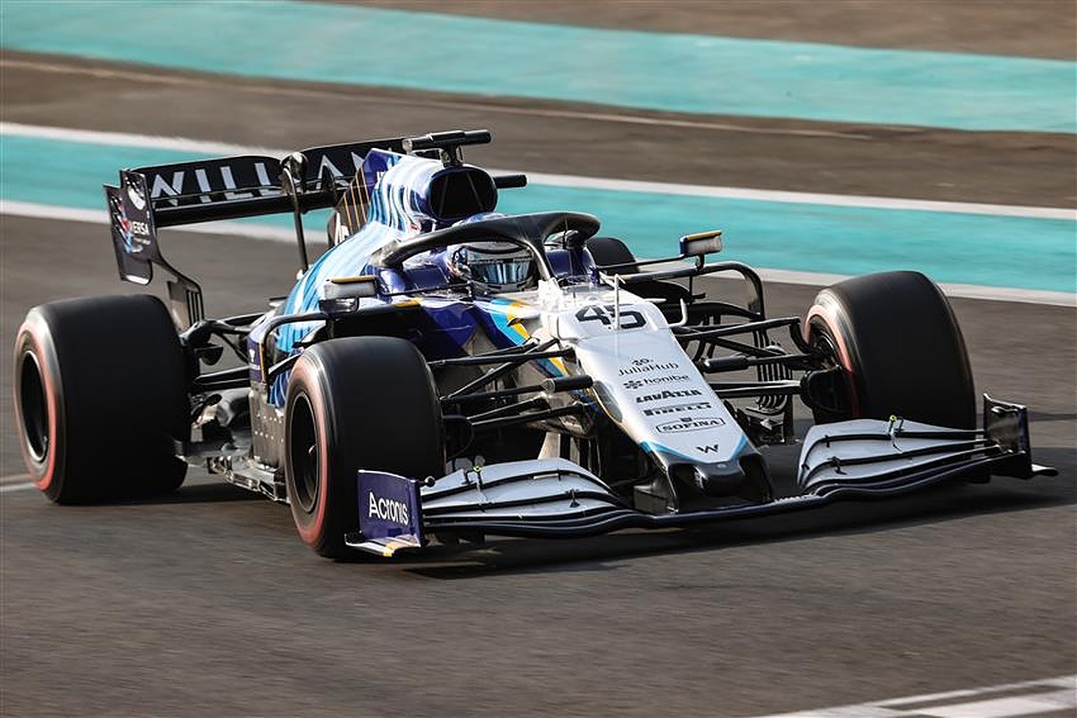 Williams F1 car at post-season testing in 2021 in Abu Dhabi.v1