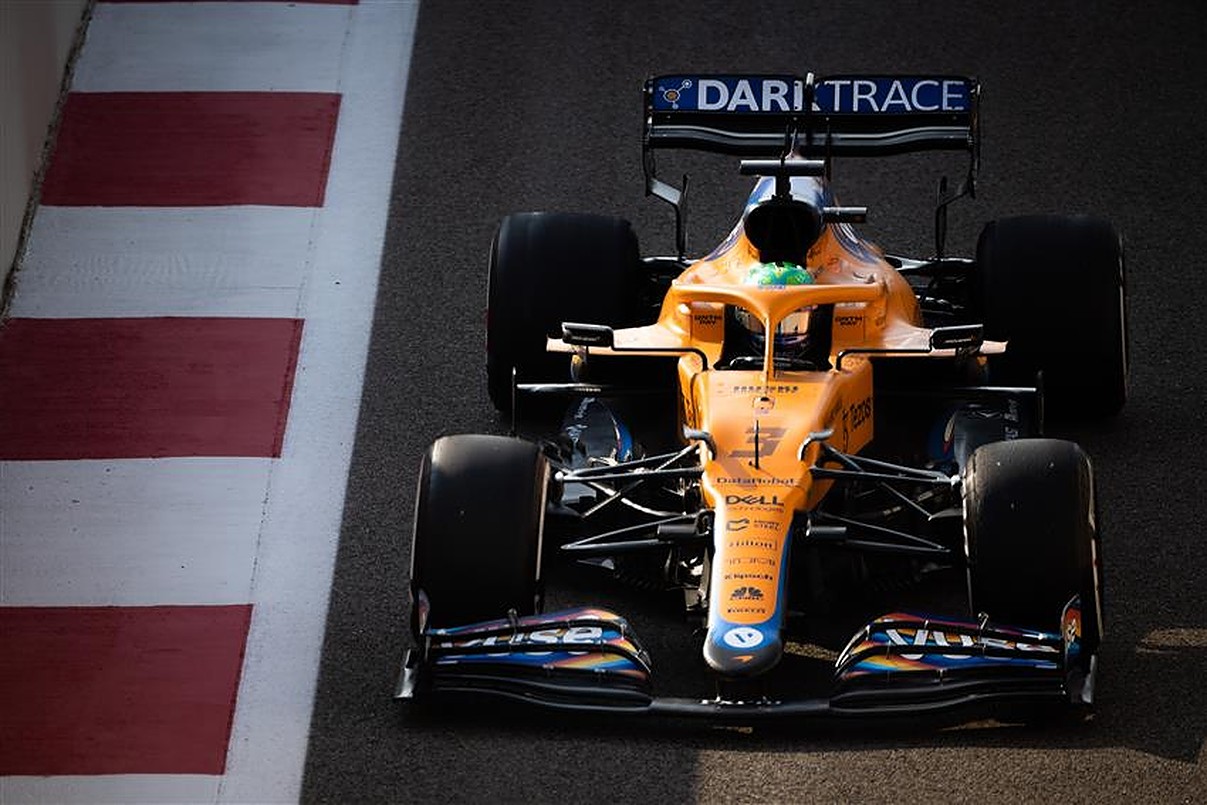 McLaren F1 car at 2021 Abu Dhabi GP.v1