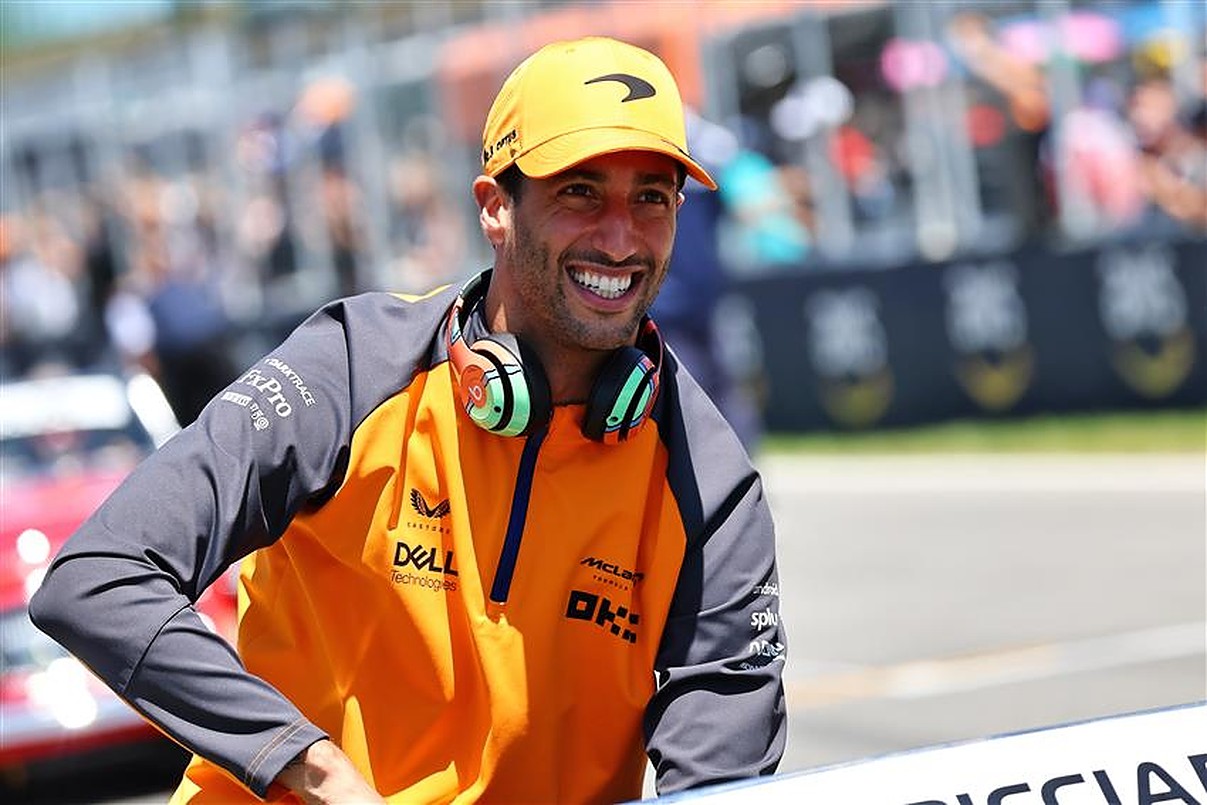 It's never crying': Daniel Ricciardo praised as Guenther Steiner admits  Haas links