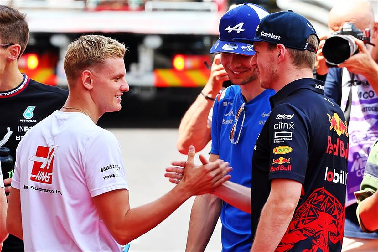 Why Is Mick Schumacher Not Racing In 2025