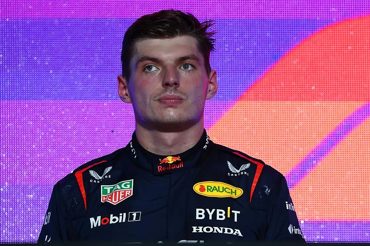 Max Verstappen leaves fans and commentators stunned
